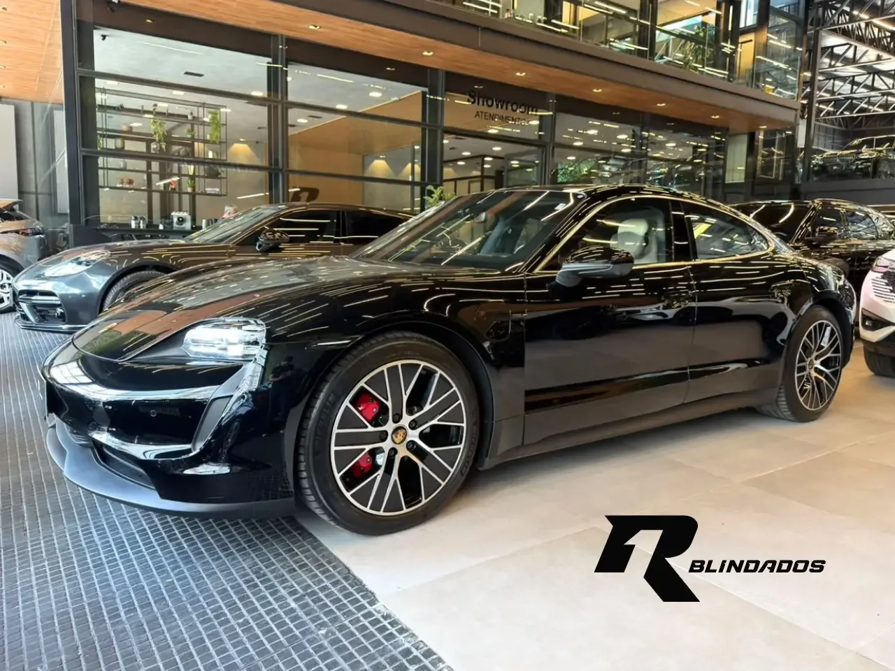 Porsche Taycan 4S (Elétrico) 2020