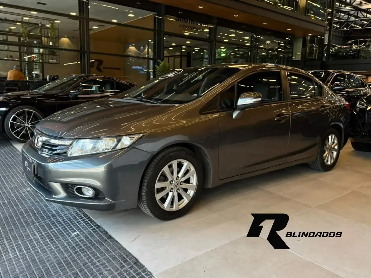 Honda Civic Sedan LXR 2.0 Flexone 16V Aut. 4p 2013