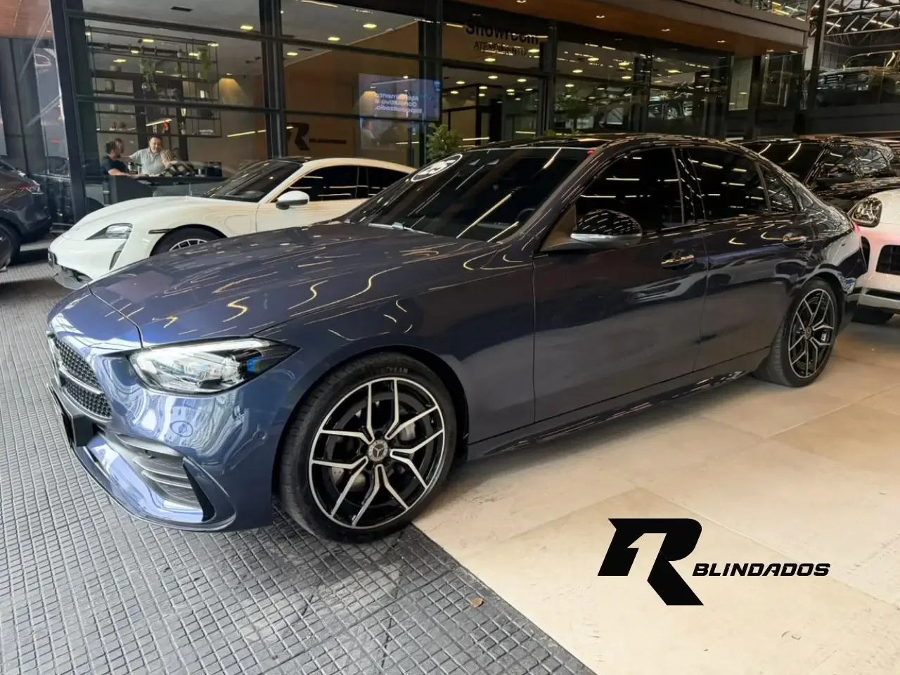 Mercedes-Benz C-300 AMG Line 2.0 TB Aut. (Híbrido) 2025
