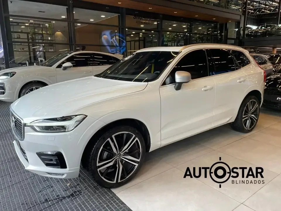 Volvo XC 60 T-5 R-DESIGN 2.0 AWD 5p 2017