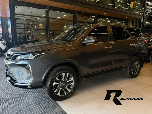 Toyota Hilux SW4 GRS 2.8 TB 4x4 Diesel Aut. 2024