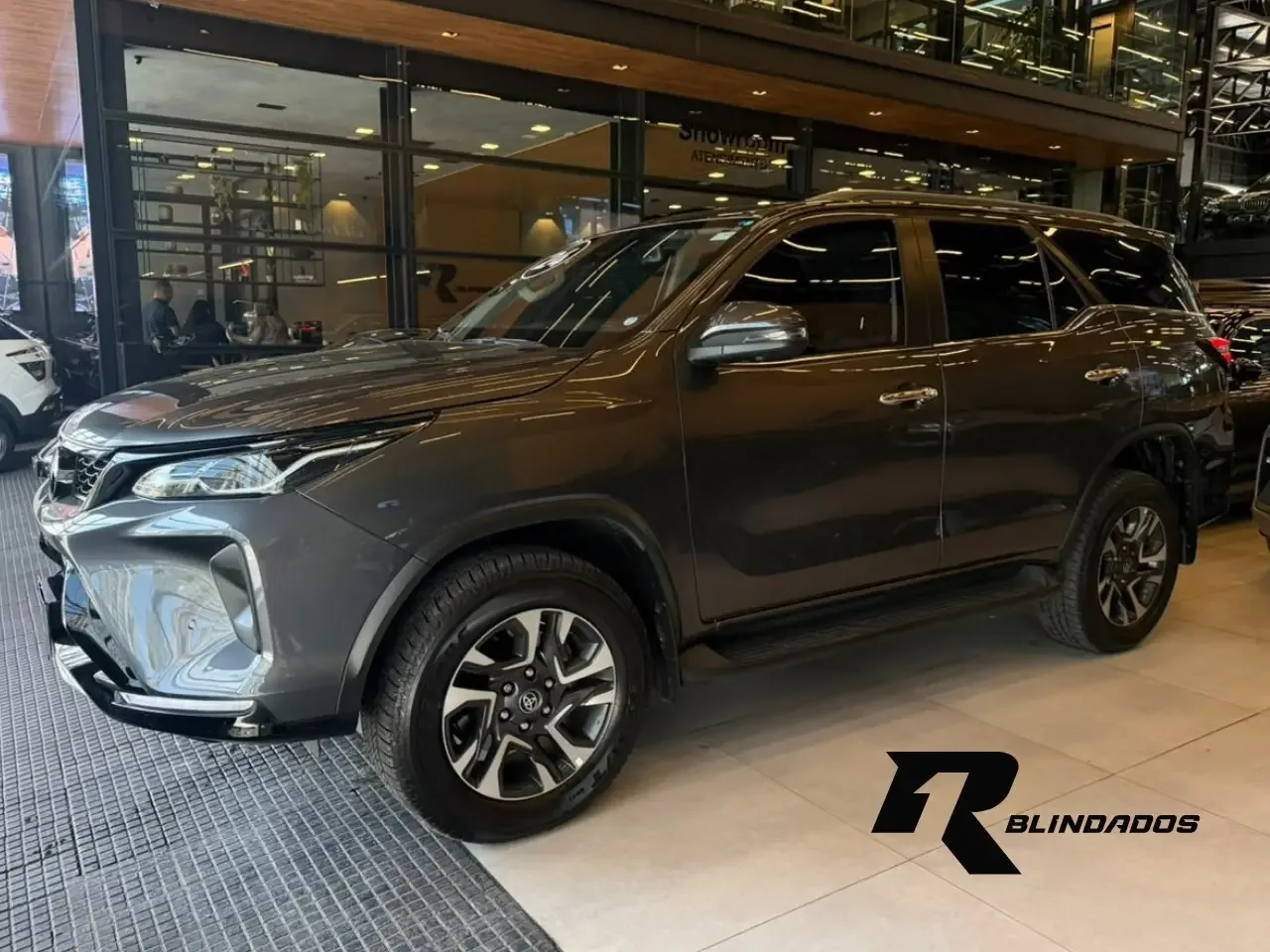 Toyota Hilux SW4 GRS 2.8 TB 4x4 Diesel Aut. 2024