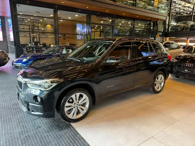 BMW X1 SDRIVE 20i 2.0/2.0 TB Acti.Flex Aut. 2017